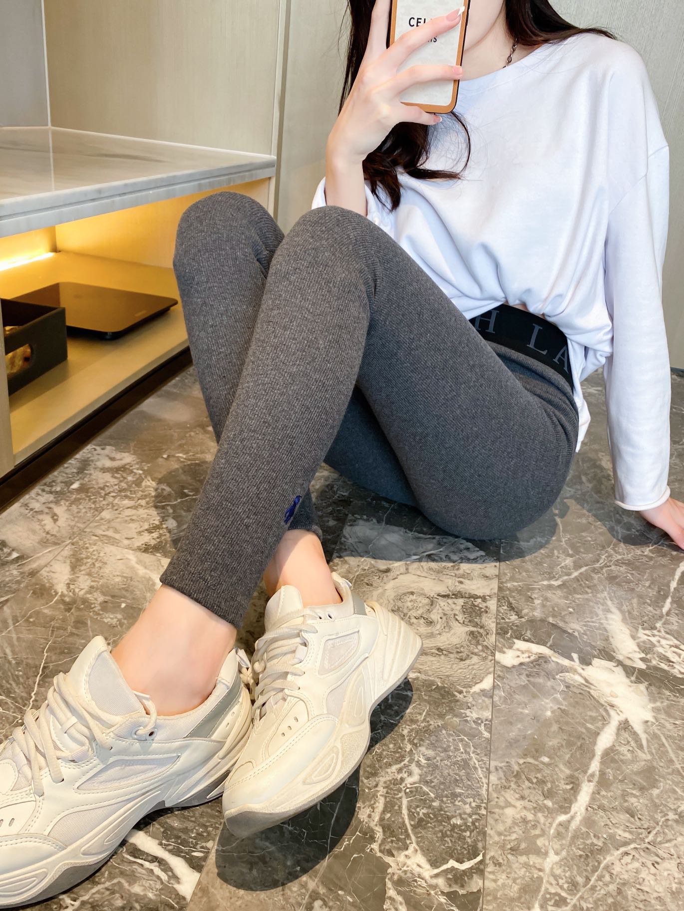 Polo Embroidered Fleece-Lined Leggings – Dark Grey - Comprehensive 6