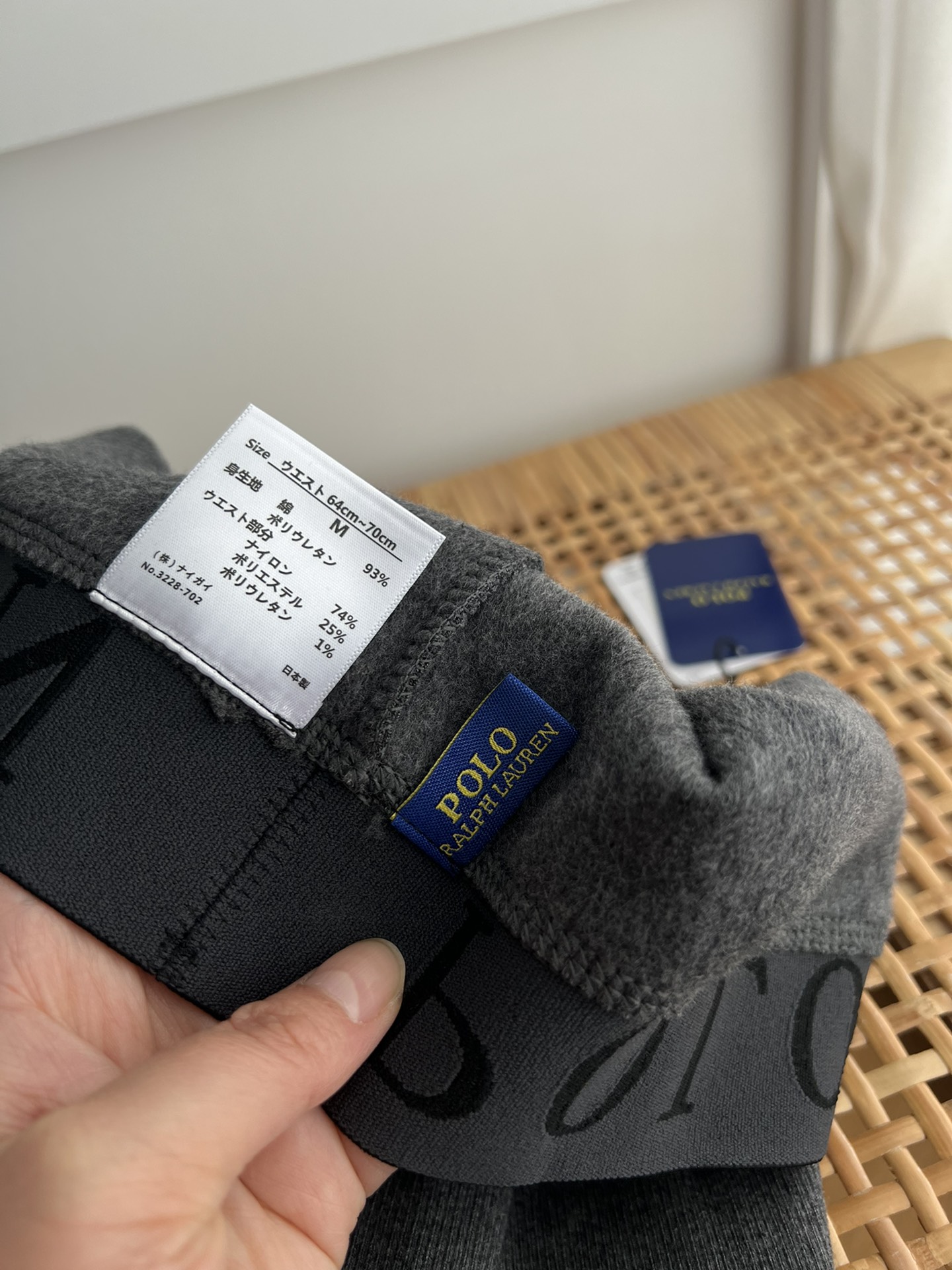 还可以套在裤子里当加绒秋裤穿,内里加绒,非常细腻保暖,加厚的女神级打底裤 8