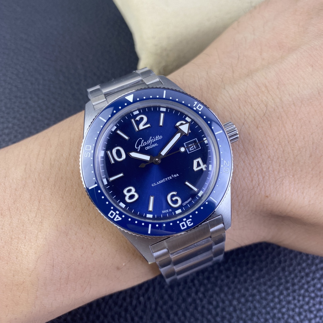 [Glashütte Original Watches]RXW new product Glashütte original pioneering seri