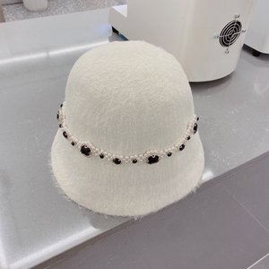 MiuMiu Hats Bucket Hat Straw Hat Black White Fall/Winter Collection