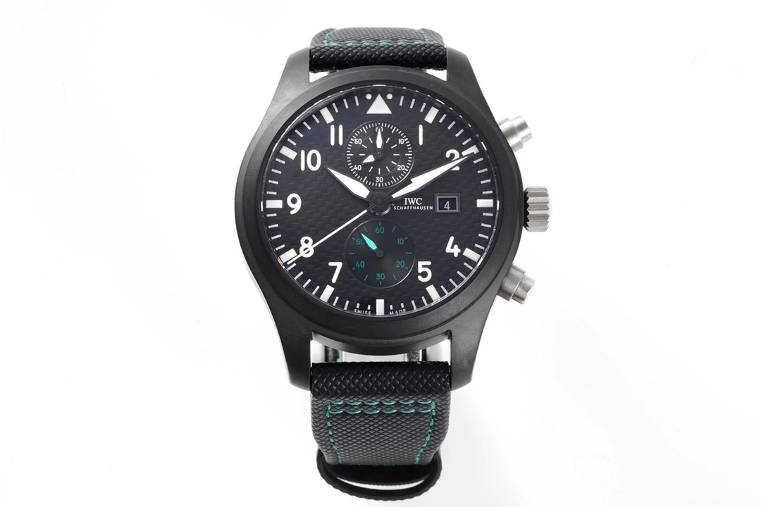 NO:821878,Produced by TWS TWS Factory IWC Pilot Series N9 is a combination of ingenuity and year-end masterpiece, shockingly launching the IWC pilot ceramic series watch - 'Blue Angel' Special Edition/Mercedes AMG Petronas Racing Team' Special Edition! [Case] Watch size 44.5 mm  3 bar  3. The soft iron inner shell protects the movement from magnetic field effects 4. Double-sided anti-reflective convex sapphire glass mirror, the mirror assembly is stable and can withstand sudden drops in air pressure [Movement] Asian customized version of CAL.89361 movement, achieving 100% authenticity  Hundreds of functions. 1. Hours, minutes and seconds, date display, chronograph function 2. The winding feel is consistent, and the direction of the time pointer is also consistent 3. The 12 o'clock position displays the accumulated hours and minutes in a time reading mode 4. The small second hand is equipped with a stop device and a vibration frequency  28800.0 times/hour (4.0 Hz) Internal and external repairs Extreme replica luxury and exquisite recommended men’s multi-functional mechanical watch Best luxury recommendations for gifts Please look for TWS exclusive quality,,iwc19860909TWS 出品  TWS Factory 万国 IWC 飞行员系列 N9 匠心合一,年终巨制,震撼推出万国表飞行员陶瓷系列腕表——“蓝天使”特别版/梅赛德斯AMG马石油车队”特别版！【表壳】腕表尺寸 44.5 毫米X15.5 毫米1.高科技陶瓷陶瓷耐酸,不易氧化腐蚀；陶瓷耐磨,不易产生划痕；陶瓷坚硬,不易扭曲变形！2.旋入式表冠设计,防水性能可达 3 巴 3.软铁内壳保护机芯免受磁场效应影响4.双面防反光凸状蓝宝石玻璃表镜,表镜装配稳固,可抵受骤降气压【机芯】亚洲定制版CAL.89361型机芯,实现正品百分百功能.1.时分秒,日期显示,计时码表功能2.上链手感一致,对时指针的方向也一致3.12点钟位置以读时方式显示累计的小时和分钟数4.小秒针附掣停装置,振频 28800.0 次/小时 (4.0 赫兹)内外双修 极限复刻奢华精致推荐男士多功能机械腕表 送礼最佳奢华推荐请认准TWS独家品质,,iwc,Watch