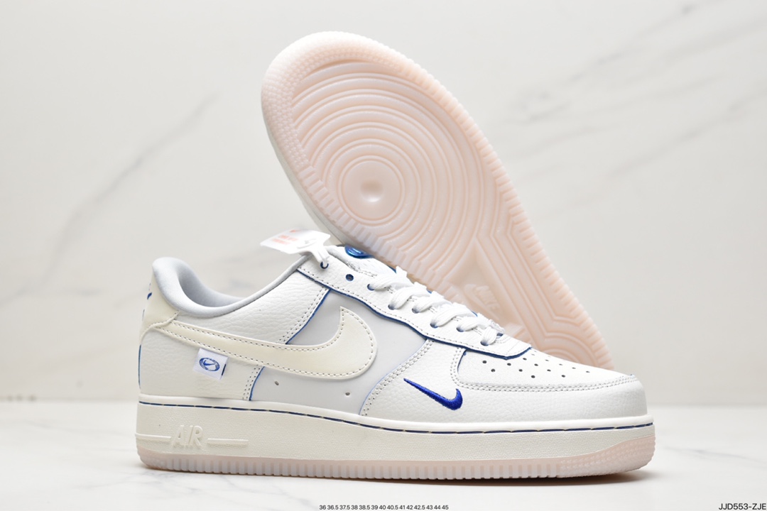 130 NIKE Air Force 1 '07 Low QS”Sail White/Blue Mini Swoosh”空军一号经典低帮 FB1839-111