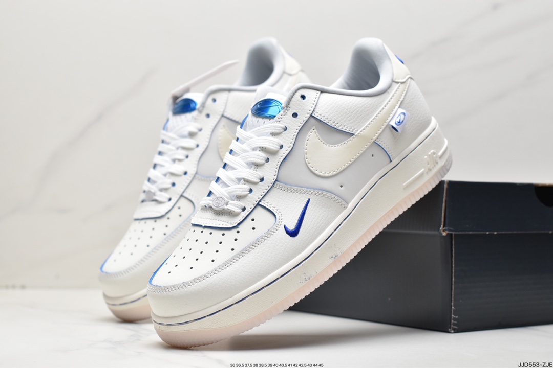 130 NIKE Air Force 1 '07 Low QS”Sail White/Blue Mini Swoosh”空军一号经典低帮 FB1839-111