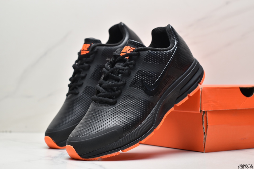 160 Nike Air Zoom Winflo +30 登月皮面透气专业跑步鞋 803268-100