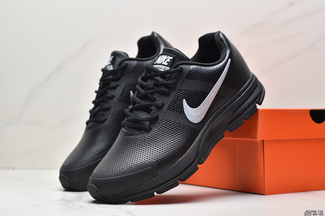 160 Nike Air Zoom Winflo +30 登月皮面透气专业跑步鞋 803268-100