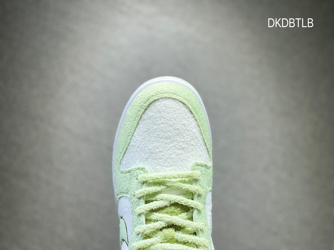 220 Nike SB dunk Low 低帮休闲运动滑板板鞋  DQ7579-300