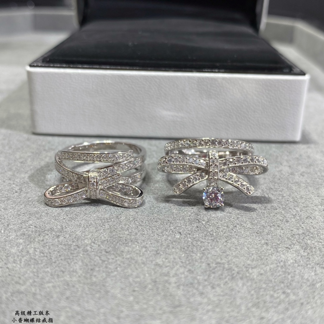  9️⃣2️⃣5️⃣ （码数5678）香奈儿蝴蝶结戒指💍全新RUBAN系列高级珠宝作品 线条灵动的蝴蝶结