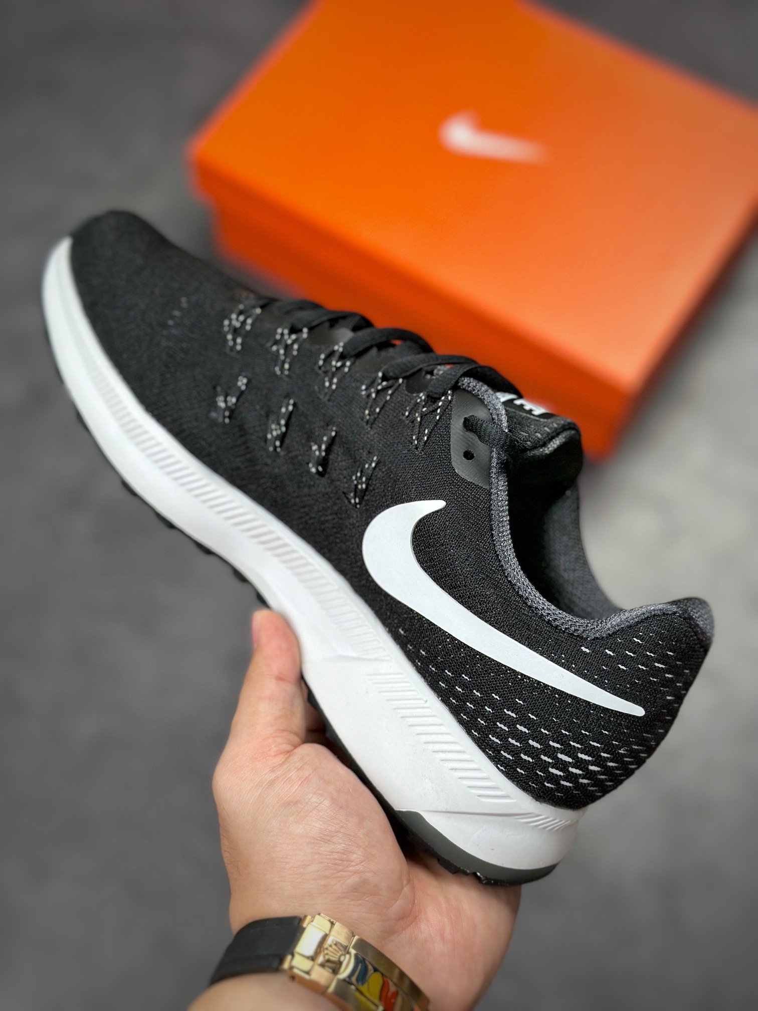 180 Nike Air Zoom Pegasus 33 登月33代 经典回归 831352-001