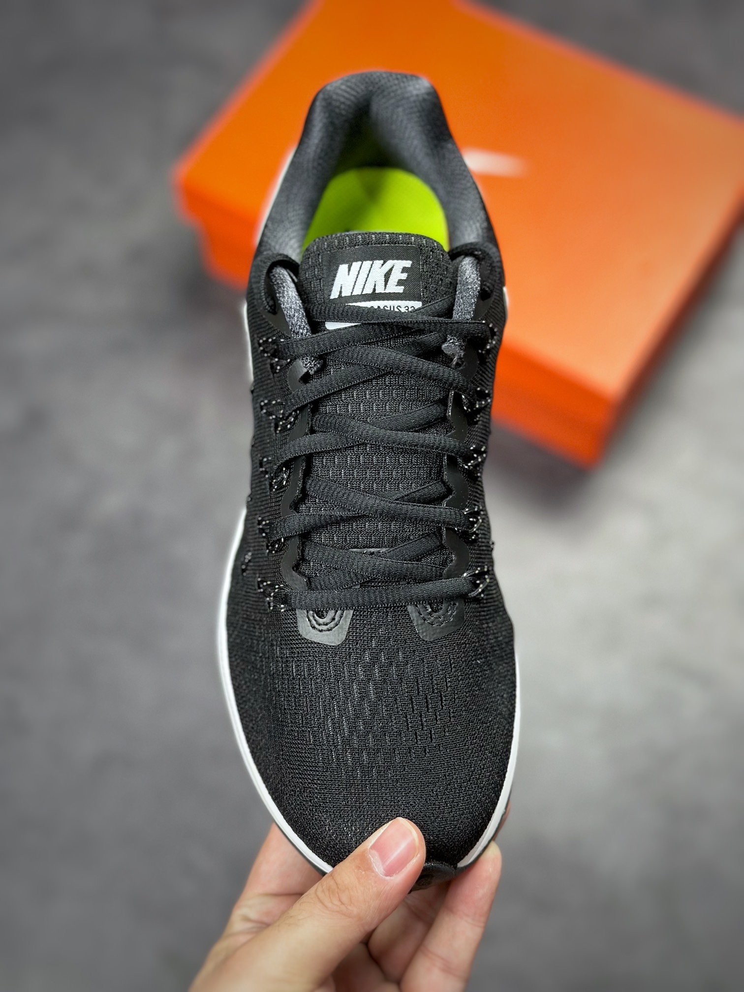 180 Nike Air Zoom Pegasus 33 登月33代 经典回归 831352-001