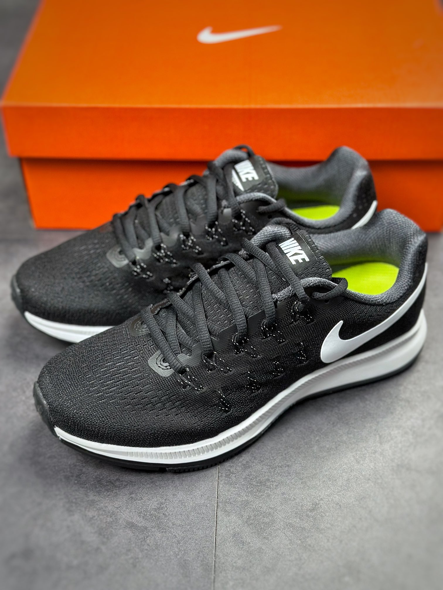 180 Nike Air Zoom Pegasus 33 登月33代 经典回归 831352-001