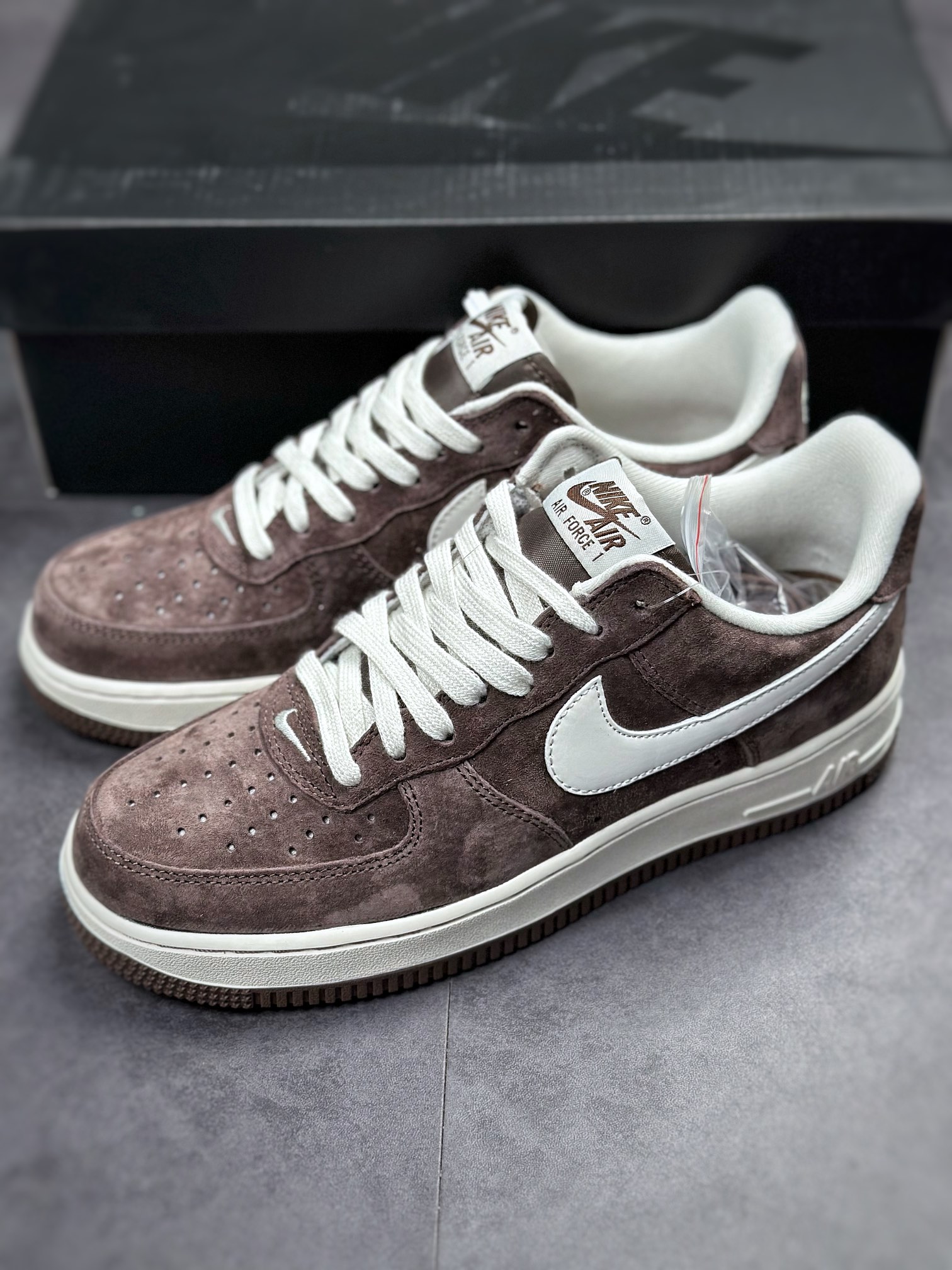 230 Nike Air Force 1 Low 07 巧克力色 DL0701-200