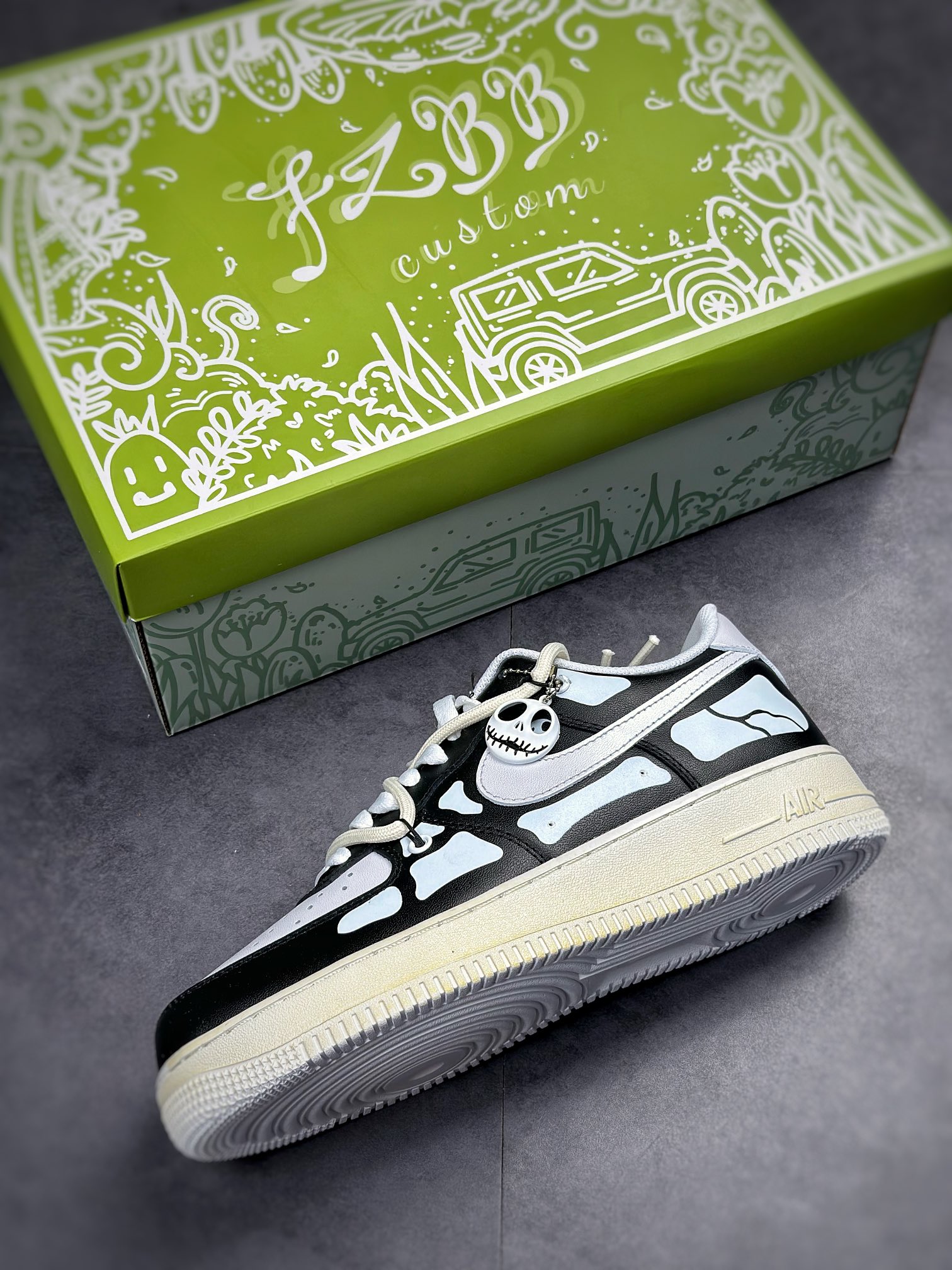 250 Nike Air Force 1 Low 07 骷髅脚趾黑白 CW2288-111