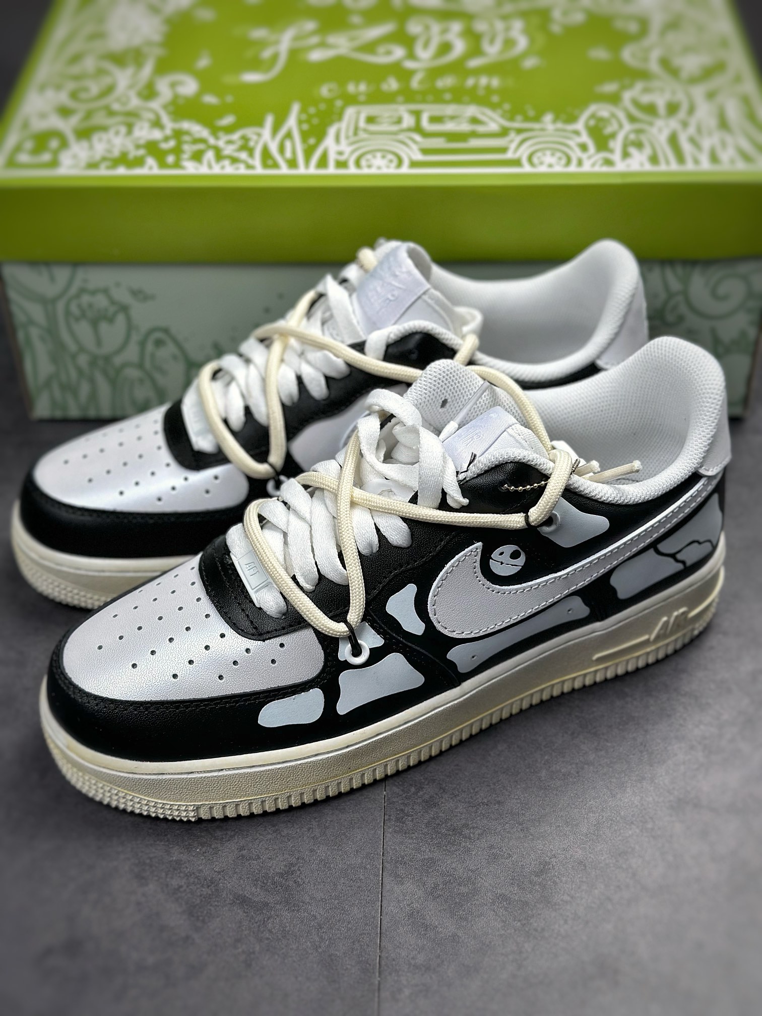 250 Nike Air Force 1 Low 07 骷髅脚趾黑白 CW2288-111