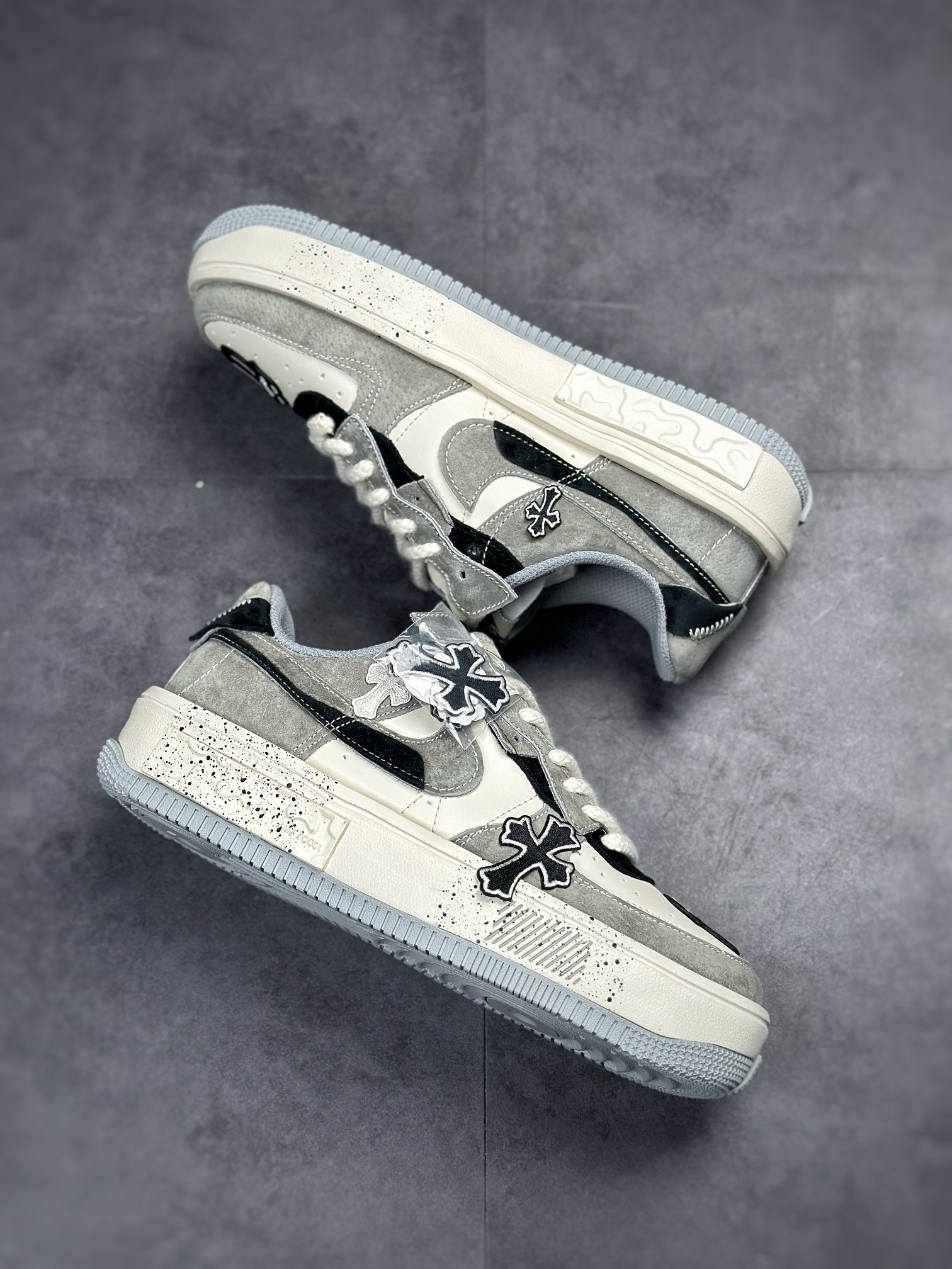 350 Nike Air Force 1 Shadow 灰白马克龙