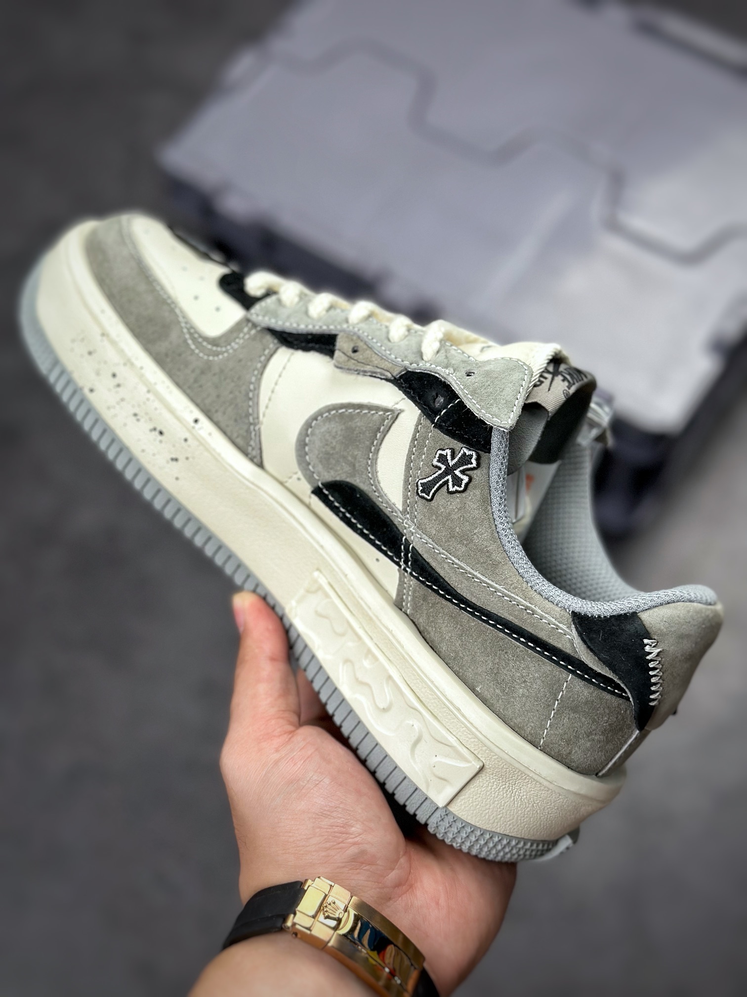 350 Nike Air Force 1 Shadow 灰白马克龙