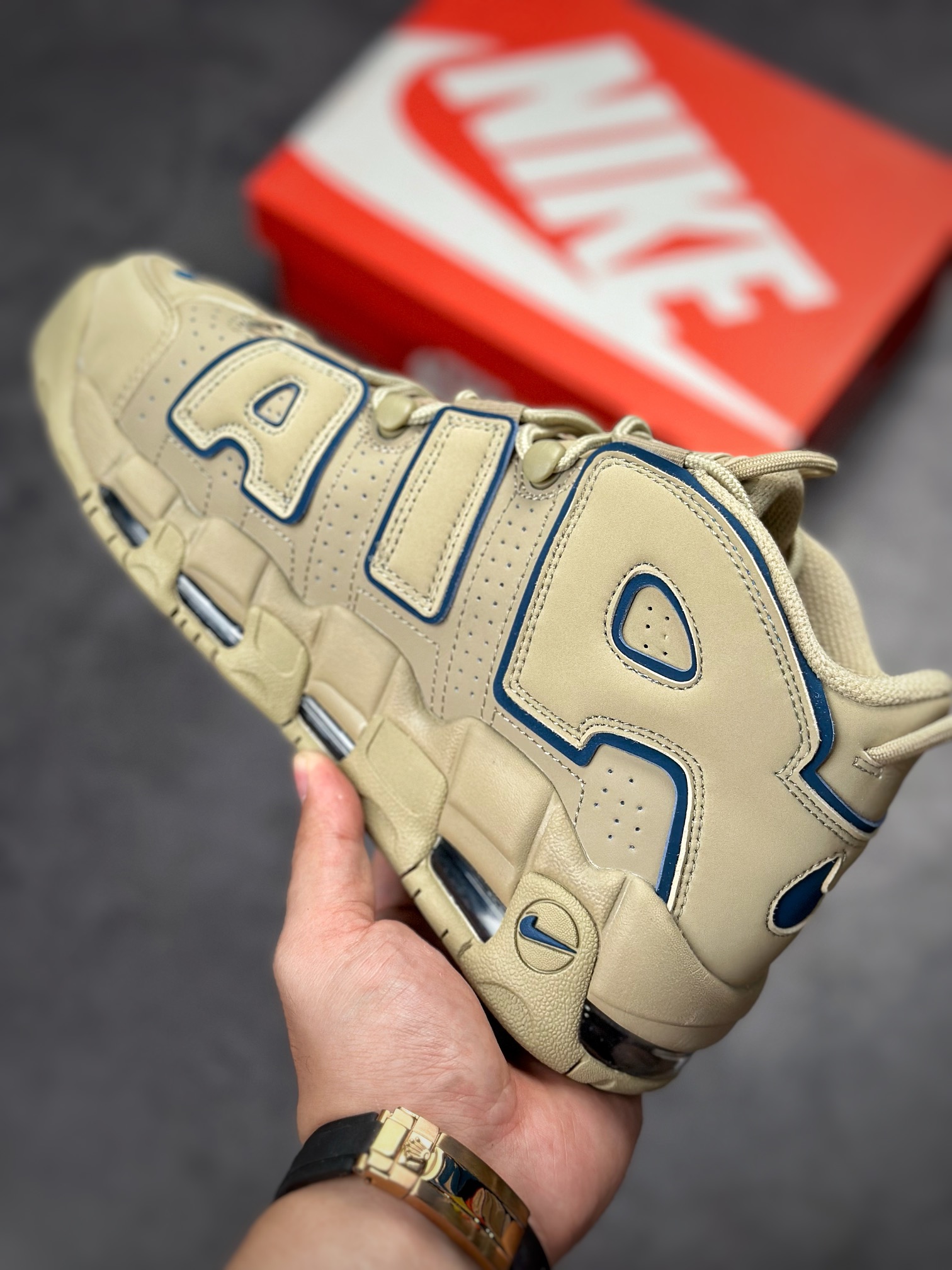 260 Air More Uptempo 代表着历史最高版本皮蓬 DV6993-200