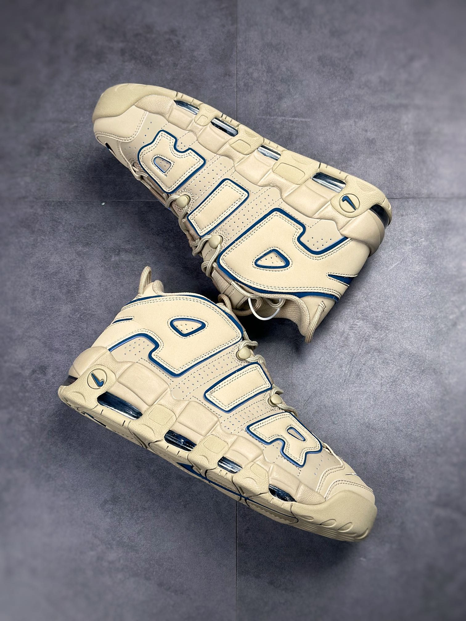 260 Air More Uptempo 代表着历史最高版本皮蓬 DV6993-200