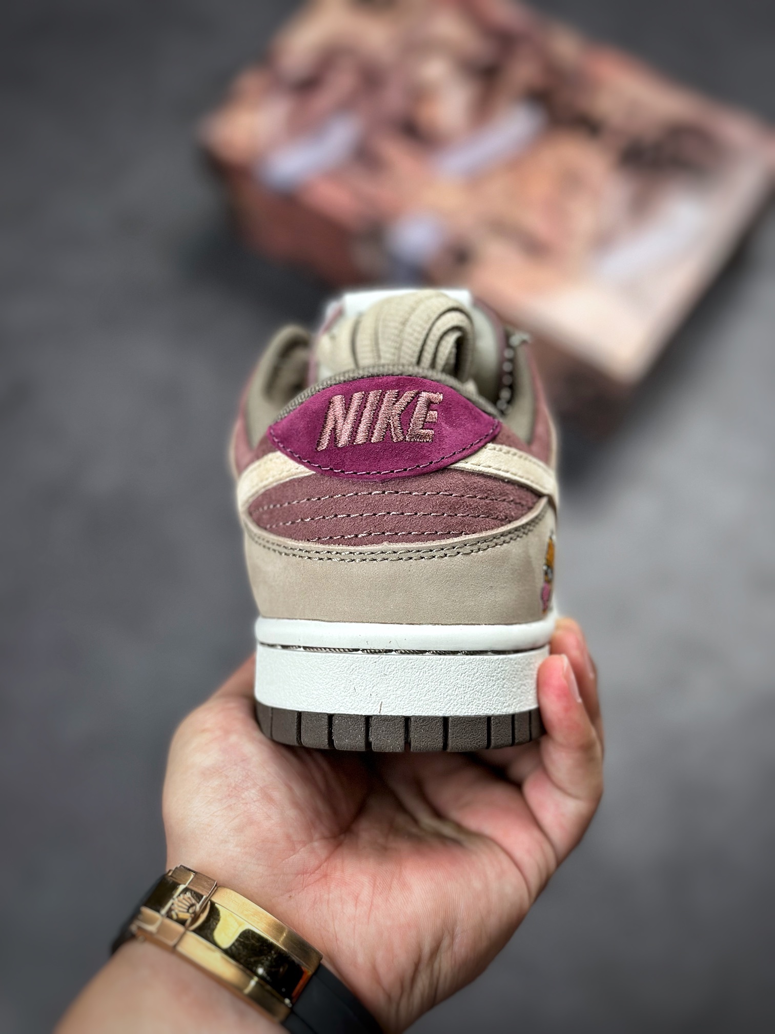 300 Otomo Katsuhiro x Nike SB Dunk Low "Steamboy OST" 大友克洋 LF0039-030