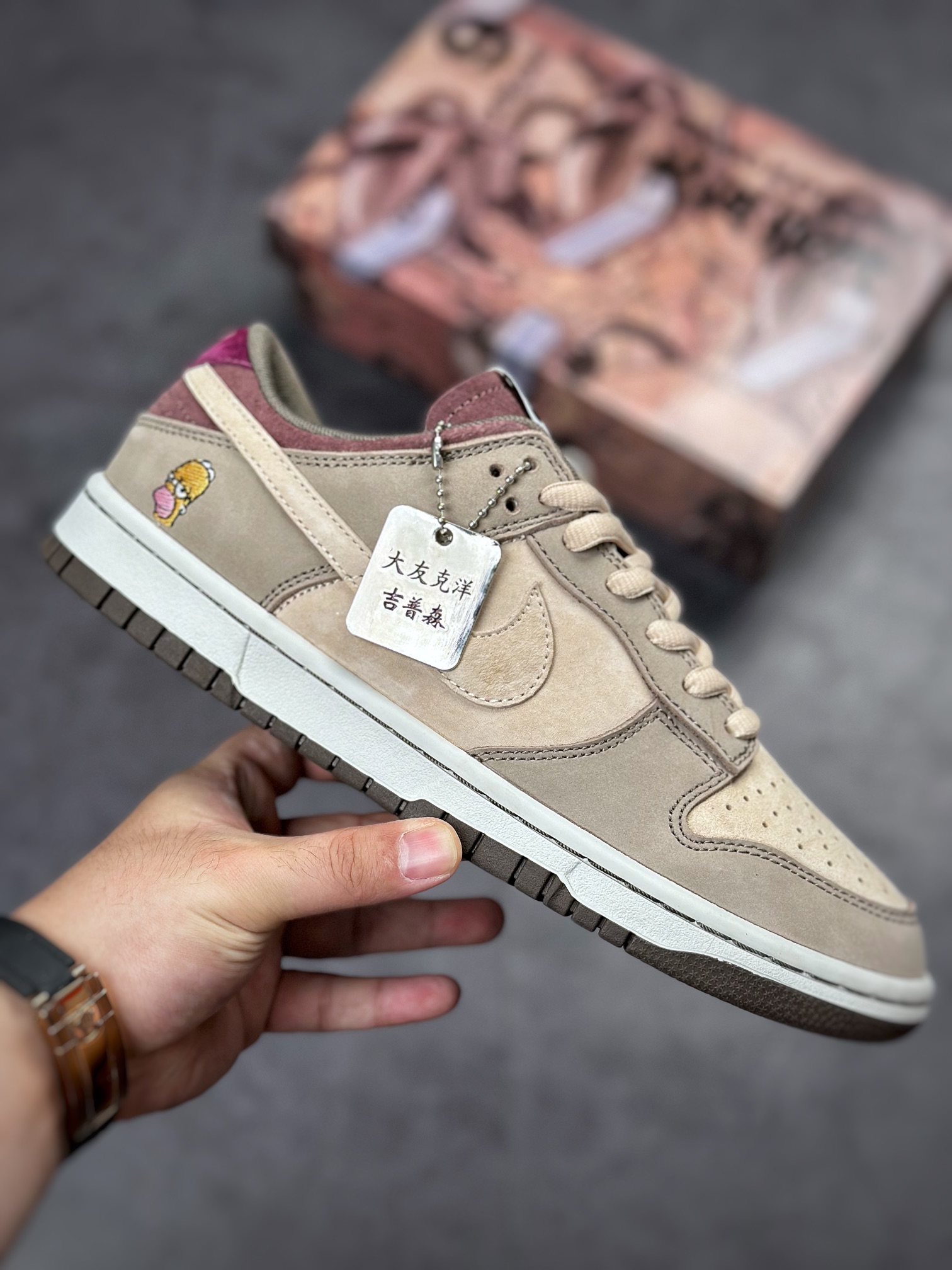 300 Otomo Katsuhiro x Nike SB Dunk Low "Steamboy OST" 大友克洋 LF0039-030