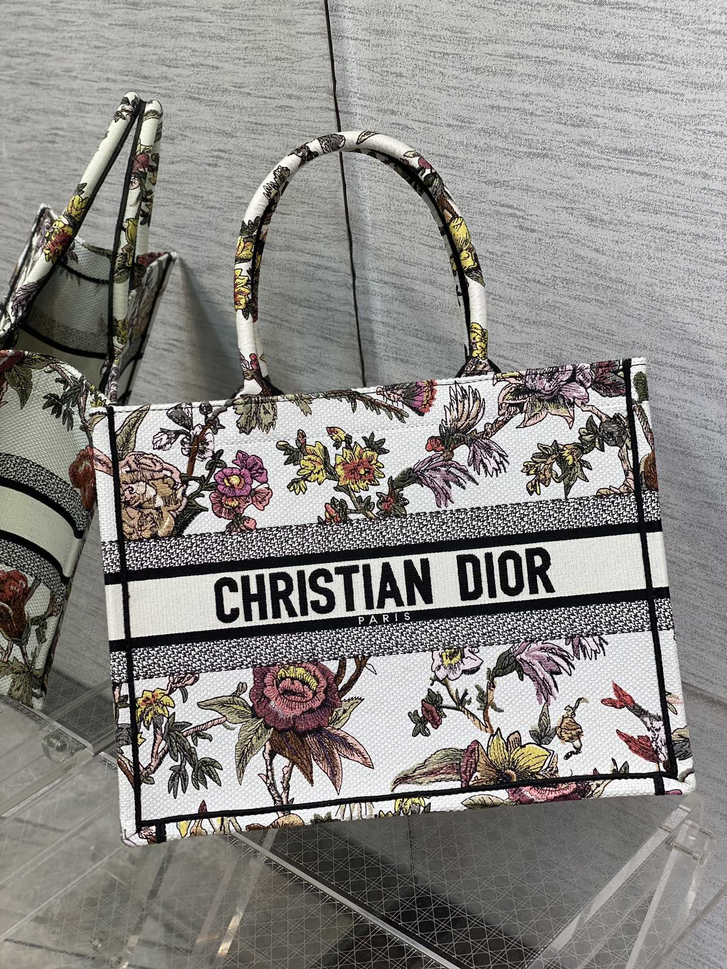 Dior Medium Tote Embroidered Garden Handbag