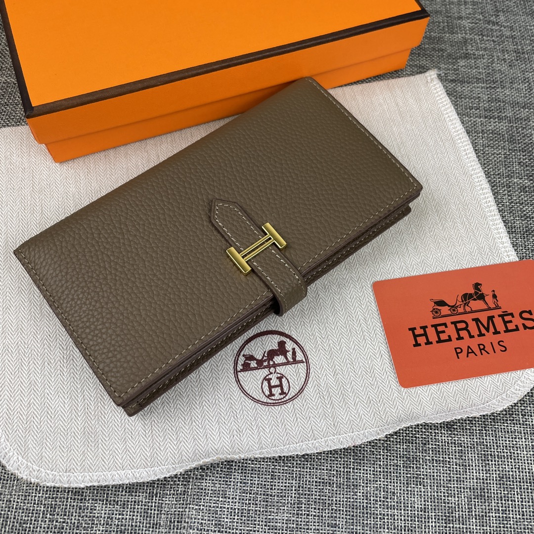 【Hermes 原版皮】。
爱马仕女士新款纯色皮革内拉链口袋竖款钱包 
💋专柜对版复刻，内有原厂代工码
