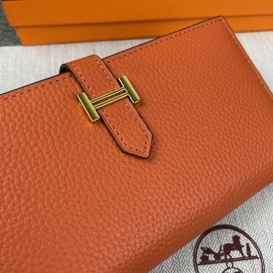 【Hermes 原版皮】。
爱马仕女士新款纯色皮革内拉链口袋竖款钱包 
💋专柜对版复刻，内有原厂代工码
