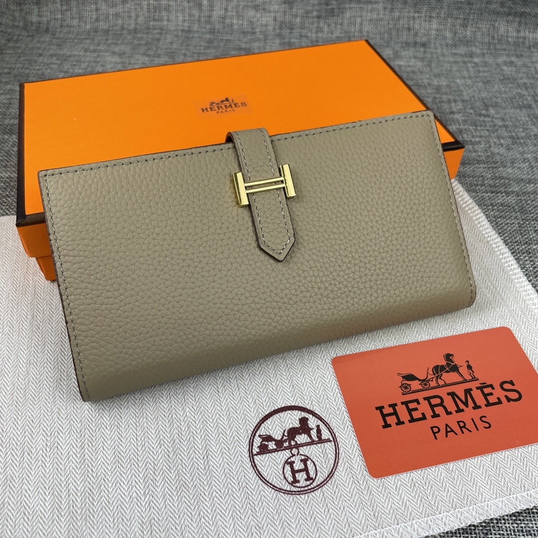 【Hermes 原版皮】。
爱马仕女士新款纯色皮革内拉链口袋竖款钱包 
💋专柜对版复刻，内有原厂代工码
