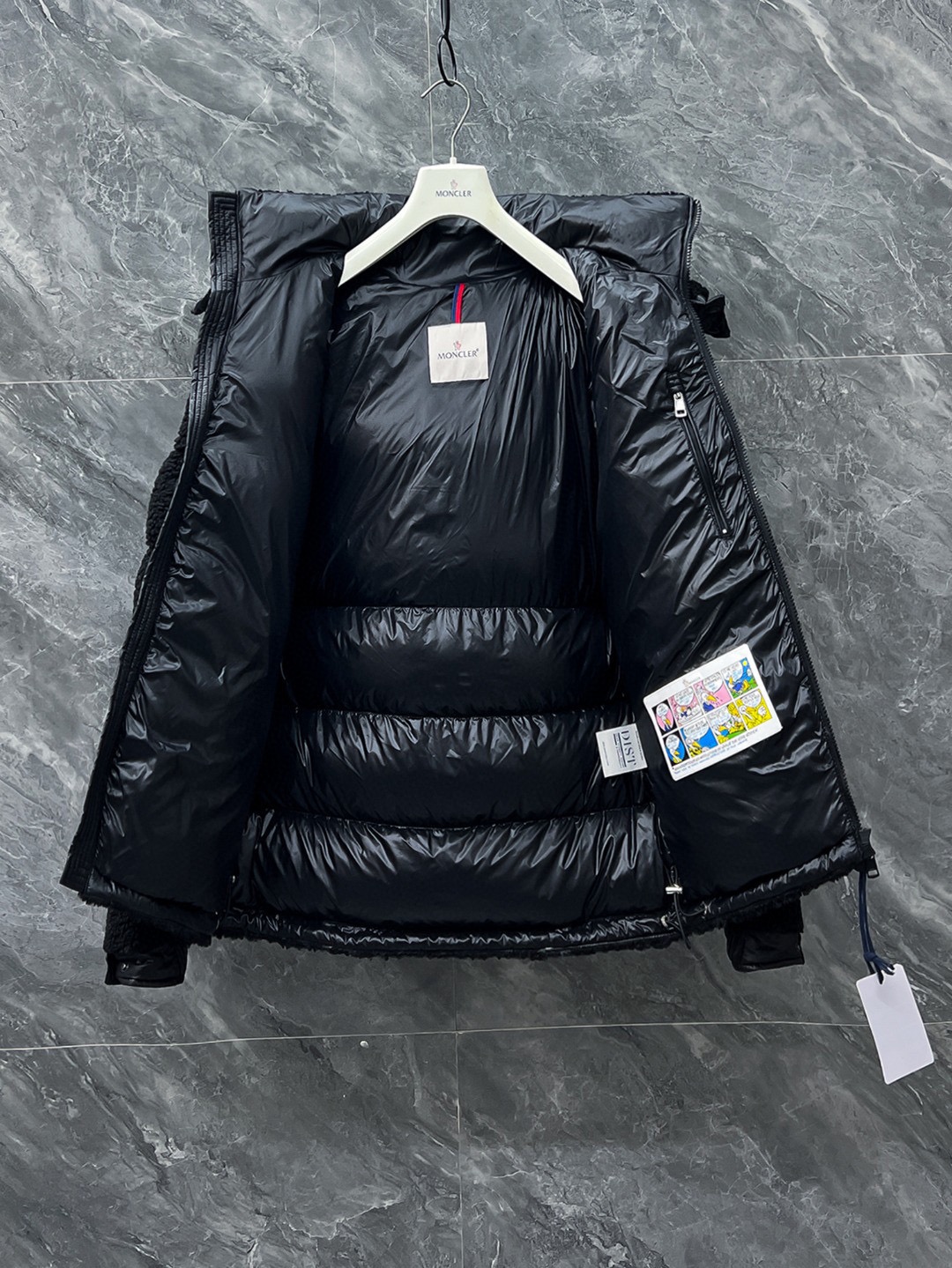 新品】22FW秋冬新款Moncler男女同款羊羔毛面料拼接梭织面料 经典玛雅连帽羽绒棉夹克