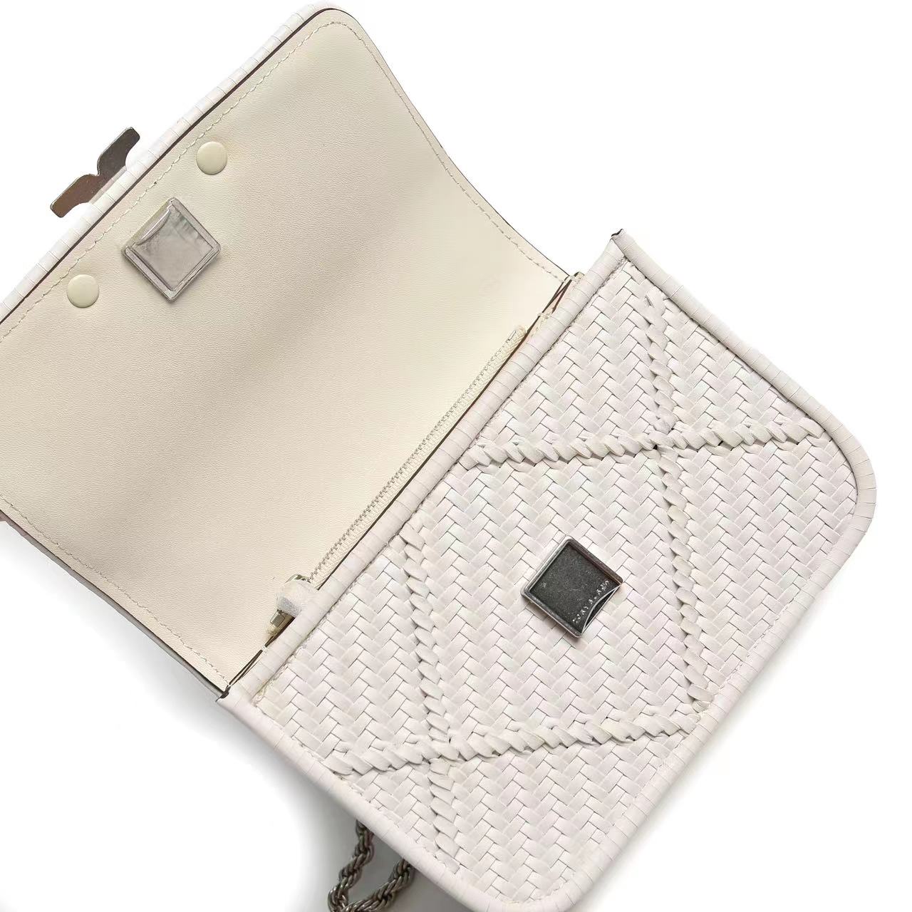 Tory Burch TORY BURCH 汤丽柏琦 ELEANOR纳帕牛皮风琴包 搭配五金链条一个拉链口袋 一个内部插袋