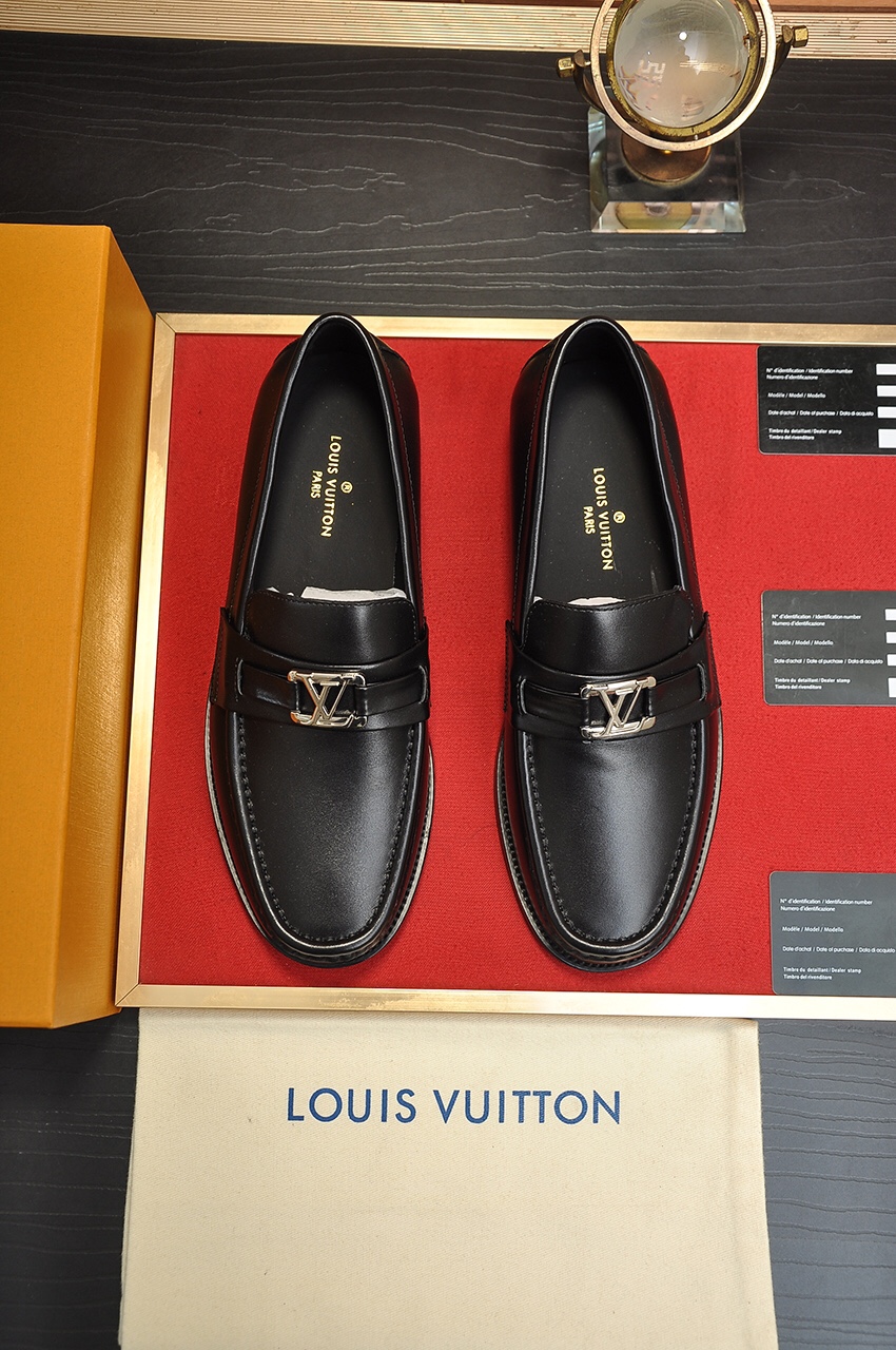 Louis Vuitton Kopen Replica gevonden
 Koeienhuid Echt leer Rubber