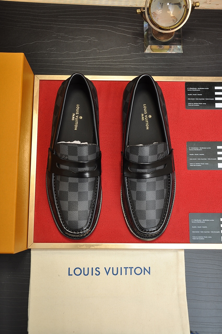 Louis Vuitton Replica -ontwerper van hoge kwaliteit
 Koeienhuid Echt leer Rubber