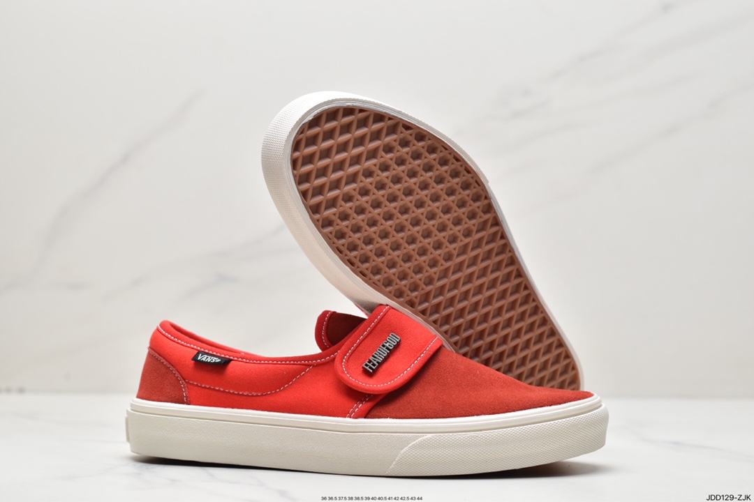 Vans Classic Slip-On Skateboard Shoes