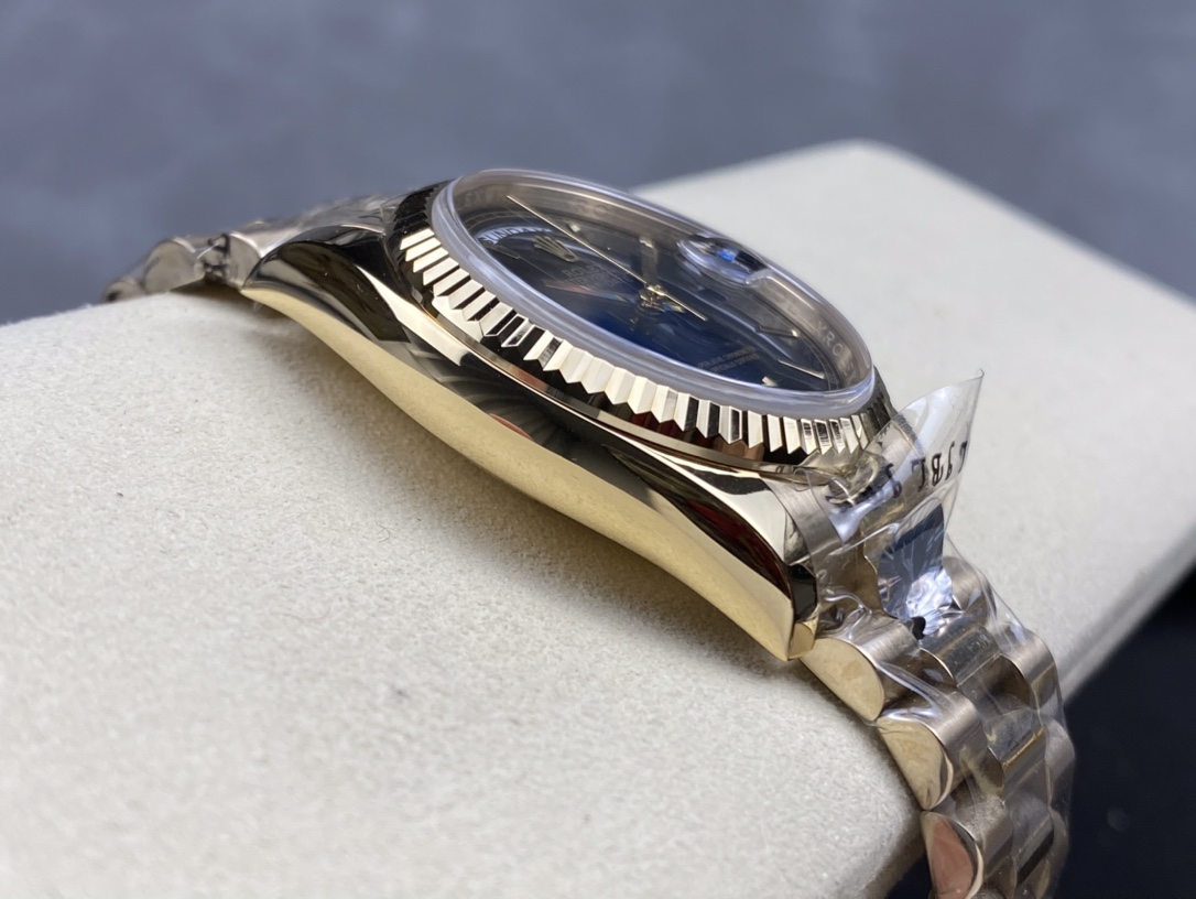 SK厂 劳力士Rolex 双历 星期日志型 36mm 自動巻き腕時計