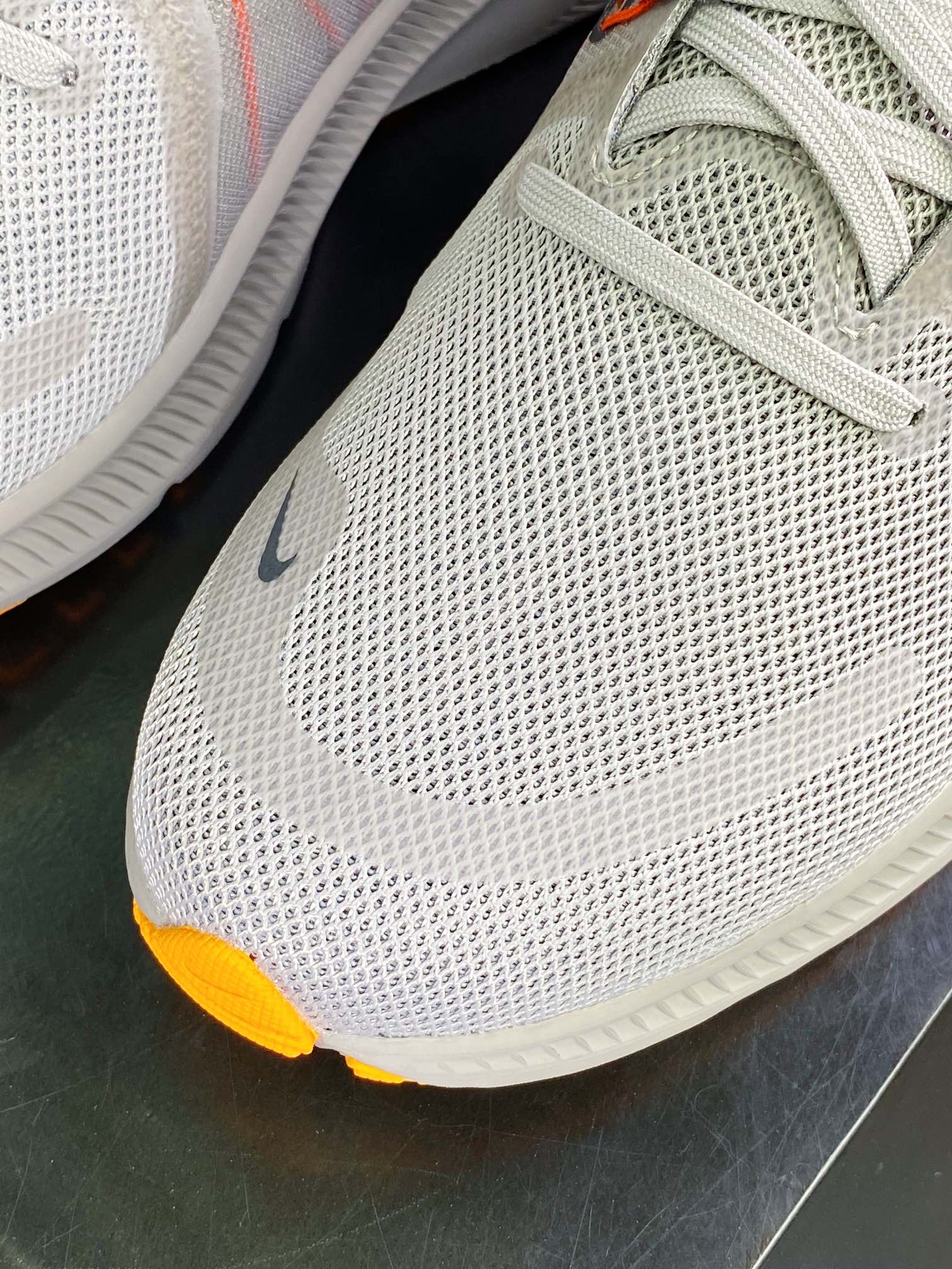 200 Zoom Quest 4 探索者4代贾卡轻质透气休闲运动跑步鞋“网织暗蓝褐浅蓝”DA1105-400