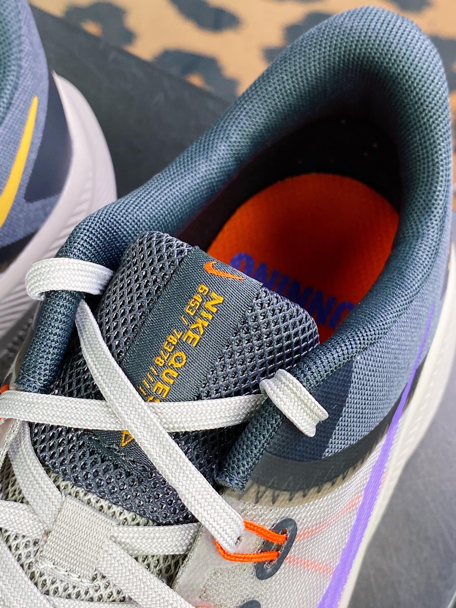 200 Zoom Quest 4 探索者4代贾卡轻质透气休闲运动跑步鞋“网织暗蓝褐浅蓝”DA1105-400