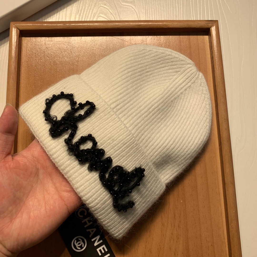 🌹。C家。【羊毛单帽】客供小羊毛！珍贵典藏的灵魂帽子！客供色纱.每个颜色都非常好看！经典！手感软腻.70