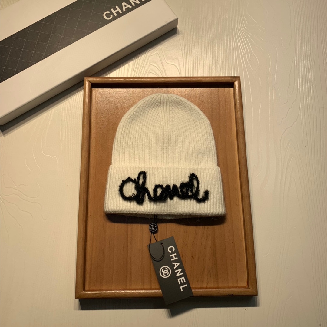 🌹。C家。【羊毛单帽】客供小羊毛！珍贵典藏的灵魂帽子！客供色纱.每个颜色都非常好看！经典！手感软腻.70