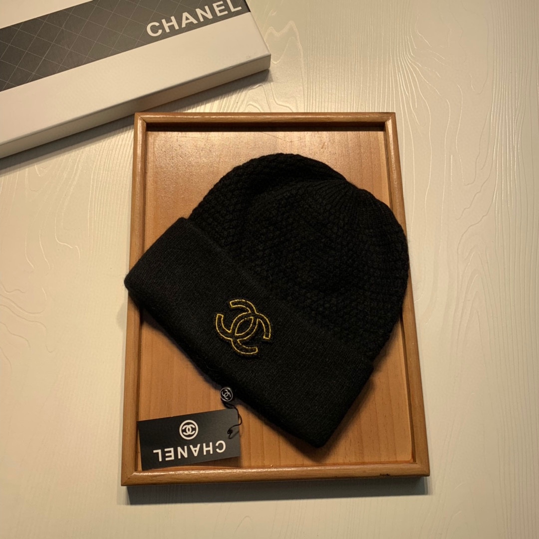 🌹。C家。【羊毛单帽】客供小羊毛！珍贵典藏的灵魂帽子！客供色纱.每个颜色都非常好看！经典！手感软腻.70