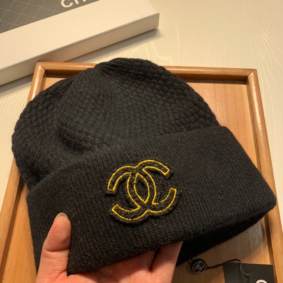 🌹。C家。【羊毛单帽】客供小羊毛！珍贵典藏的灵魂帽子！客供色纱.每个颜色都非常好看！经典！手感软腻.70