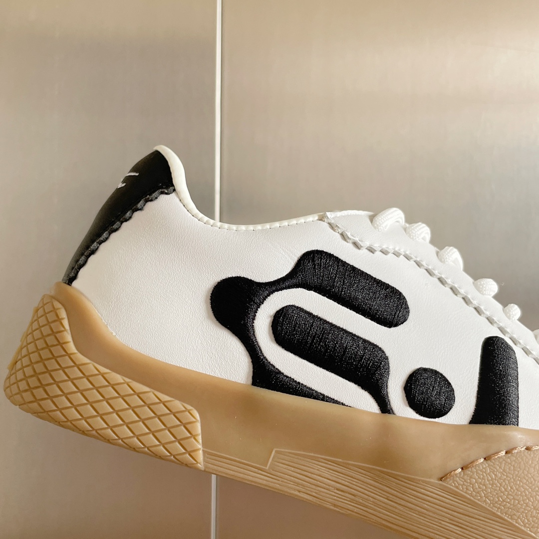 EYTYS Santos Sneakers: German Shoes with Logo Embroidery and Modern Design - 图片 8