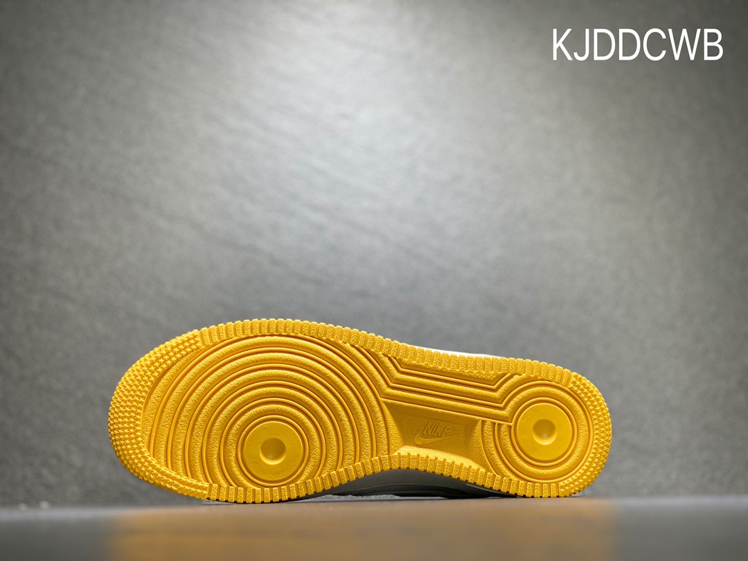 240 Nike Air Force 1 空军一号官方同步 FB1839-222