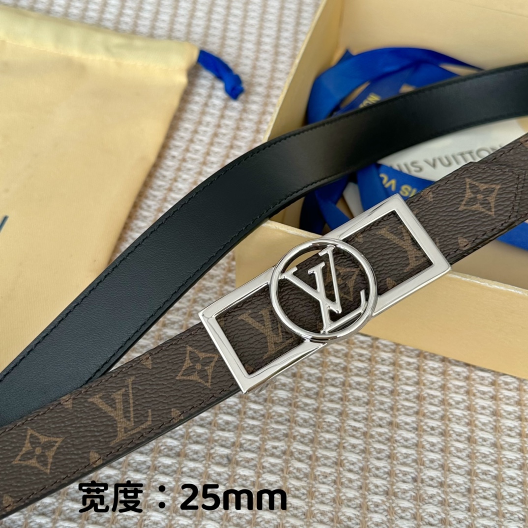 寬25mmL0UISVUITT0N女士原單腰帶寬度25毫米雙面可用一面帆布一面進口平紋小牛皮搭配細緻華麗