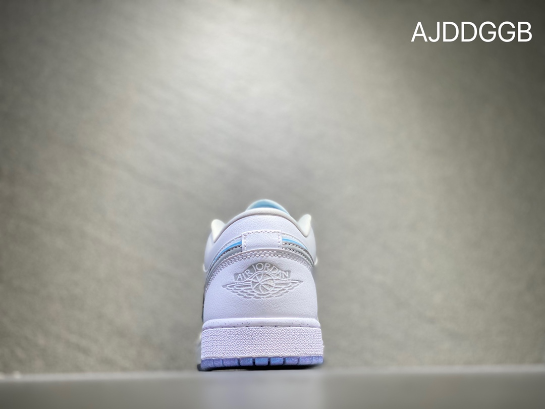 240 Nike AIR JORDAN 1 Low AJ1 乔丹低帮篮球鞋 FB1874-101