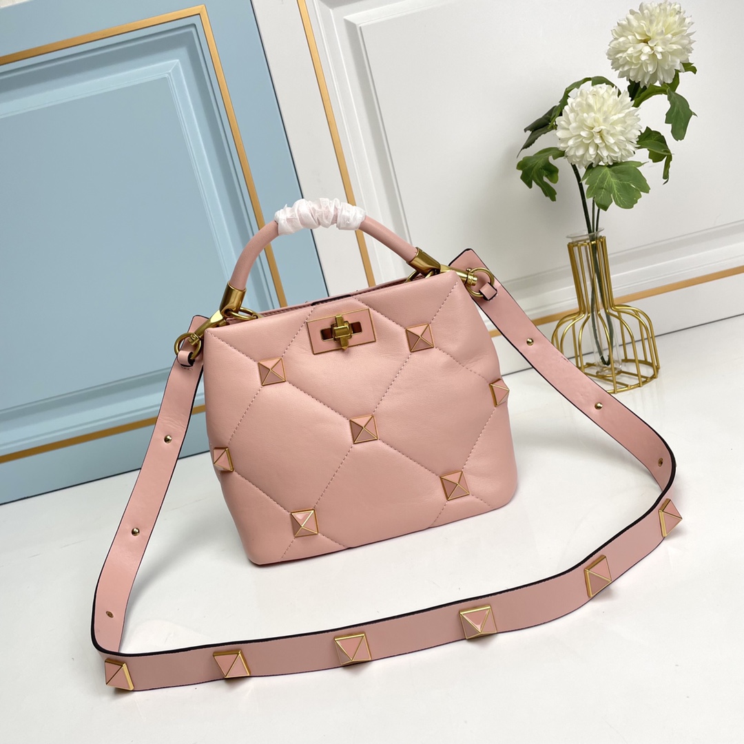 [Valentino Women