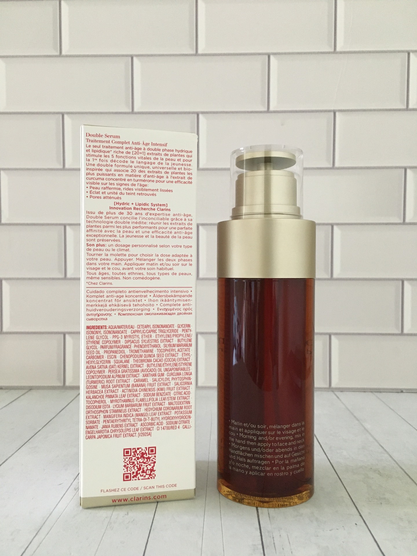 Clarins Double Serum - Hydric + Lipidic System - Complete Age Control 100ml 2 i1668413980 3282 1