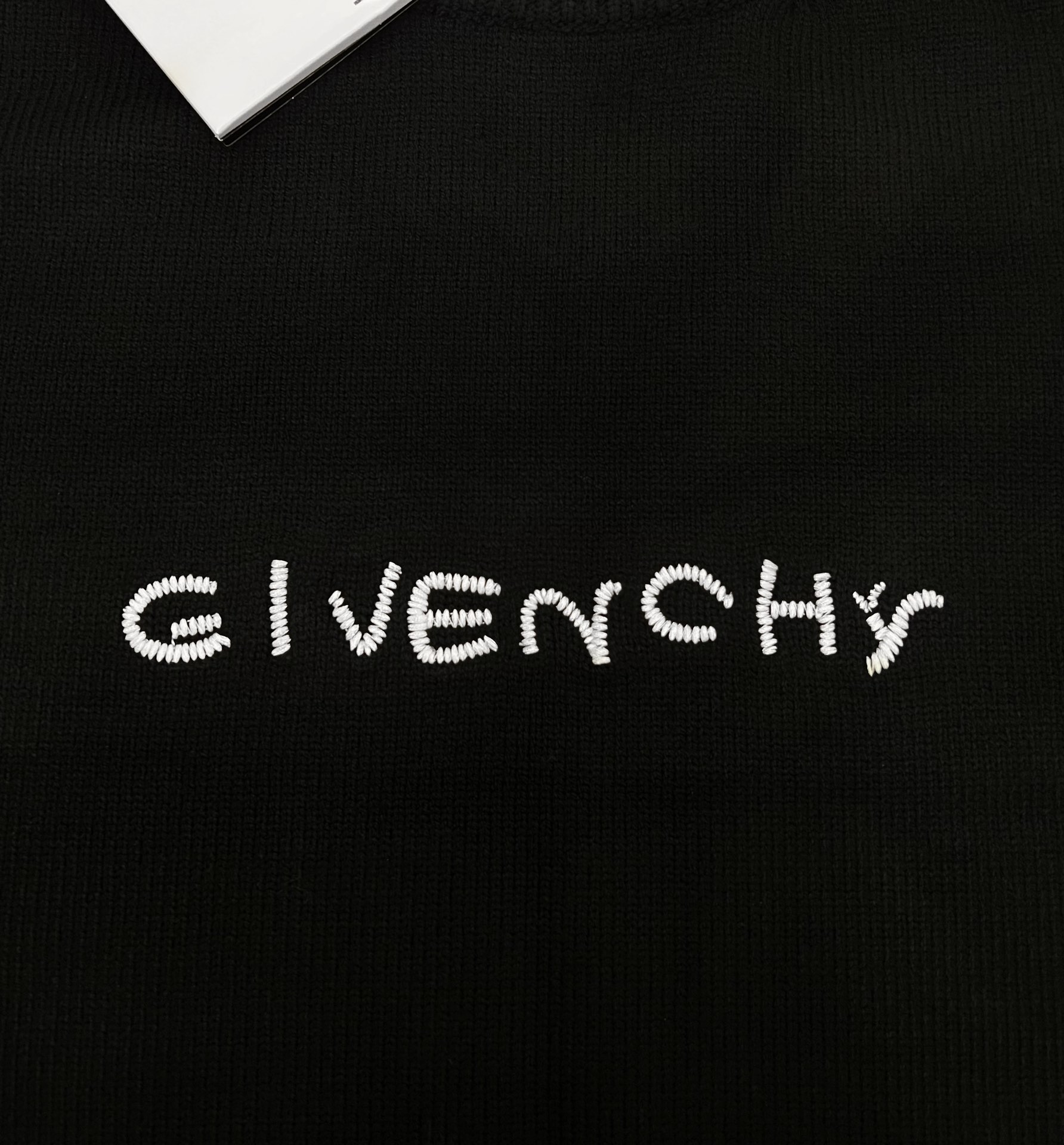 GIVENCHY/纪梵希小标刺绣简约款休闲毛衣