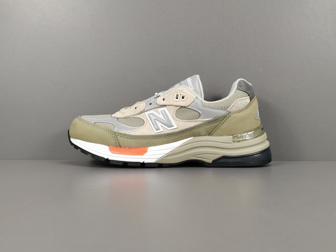  
【专柜版：NB】灰银 美产 WTAPS x  New Balance 992 Olive Drab 