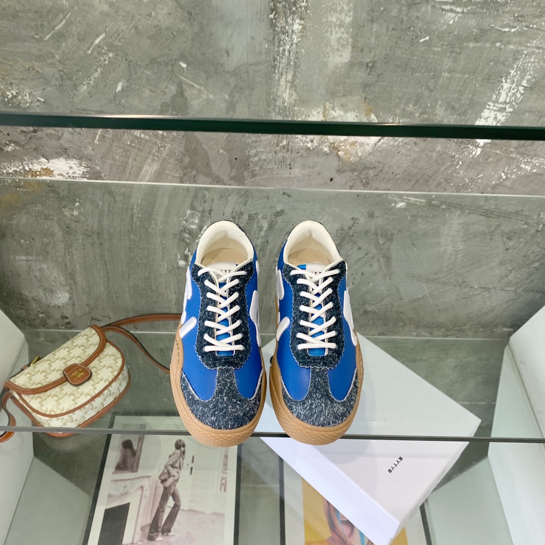 Retro Style Embodied: EYS Santos Sneakers Pay Tribute to 1970s Trends
