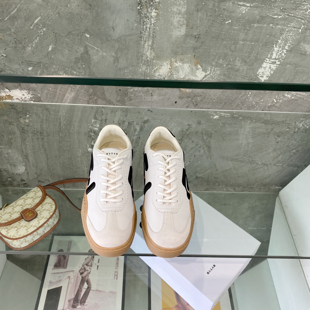 Retro Style: EYS Santos Sneakers Embrace 1970s Aesthetics with Embroidery and Collage