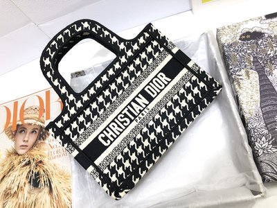 Dior Book Tote Handbags Tote Bags Shop the Best High Quality Black White Embroidery Mini